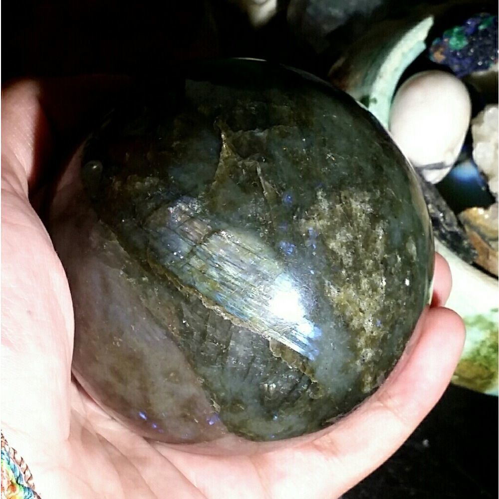 754g Labradorite Sphere (WITH STAND) - Picture 2 of 6